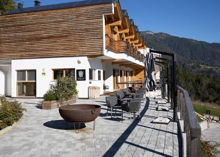 Giallo Dolomiti Wellness