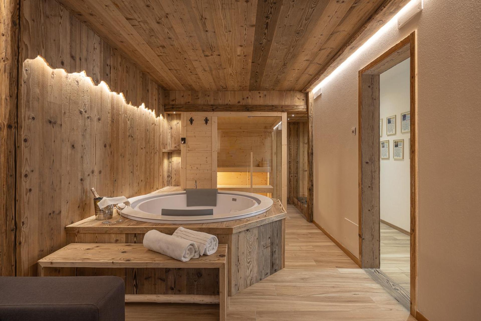Giallo Dolomiti Wellness